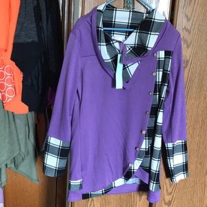 Very cute long sleeve top!!
